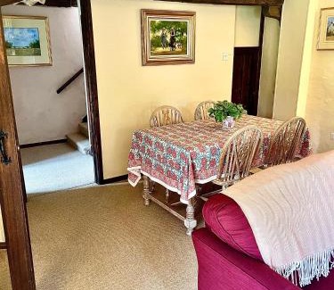 Henley House | The Coach House