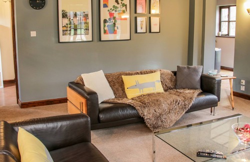 Clows Top Cottage | THE COACH HOUSE, pet friendly in Far Forest, Worcestershire