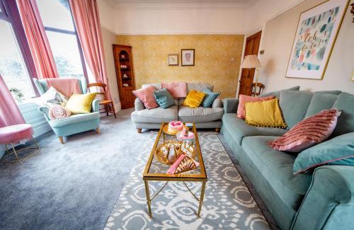 Colne House | The Cobbles