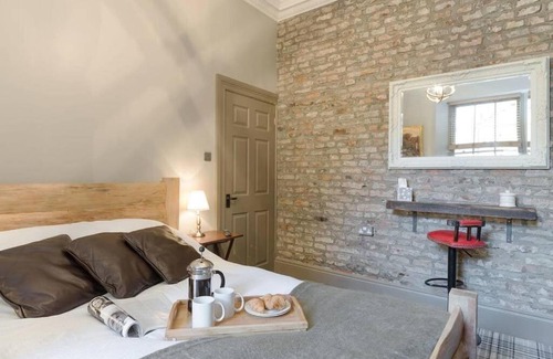 Morpeth Apartment | The Collingwood