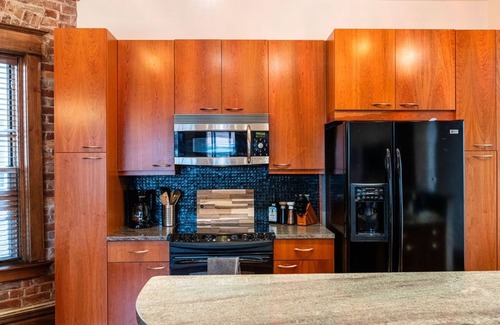 Cheesman Park Condo | The Colonnade Loft