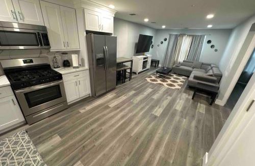 Paterson Apartment | The Comfy Suite - 1BR with Free Parking