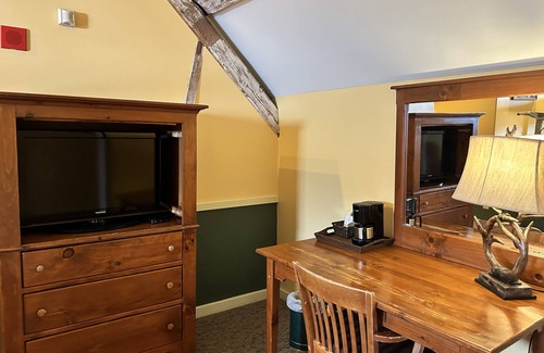 Plymouth Hotel | The Common Man Inn & Spa