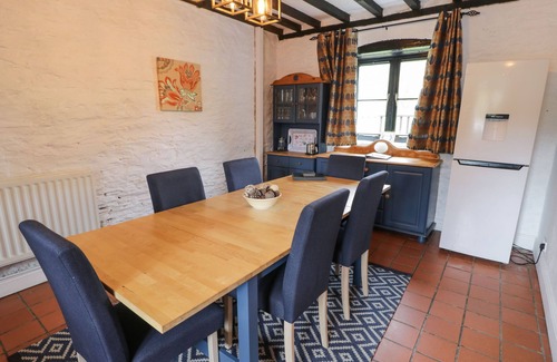 Corwen Cottage | THE CORN STORE, pet friendly, character holiday cottage in Carrog