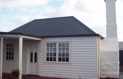 Killarney Cottage | The Cottage at Calgary