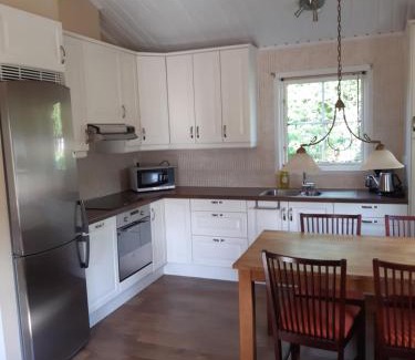 Vasteras Municipality Villa | The Cottage Badelunda