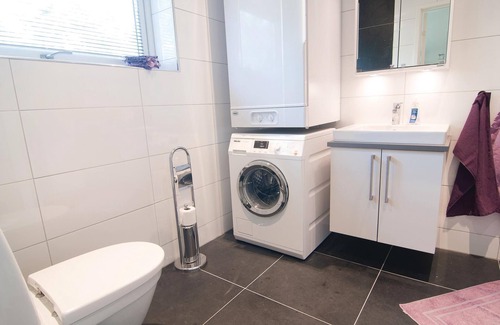 Vibble House | The cottage has a thoroughly high quality, especially in equipment and furniture.