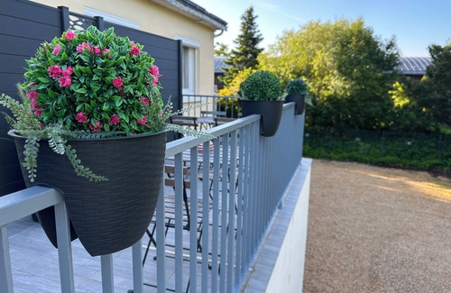 Fondettes Apartment | The countryside, 5 minutes from downtown Tours