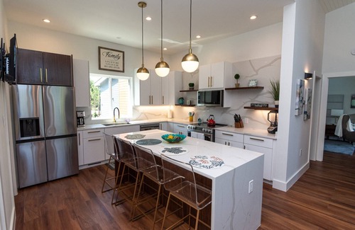 Clifton Apartment | The Cove at Whitney Unit A: Luxury Lakefront Retreat with Semi-Private Cove and Fire Pit