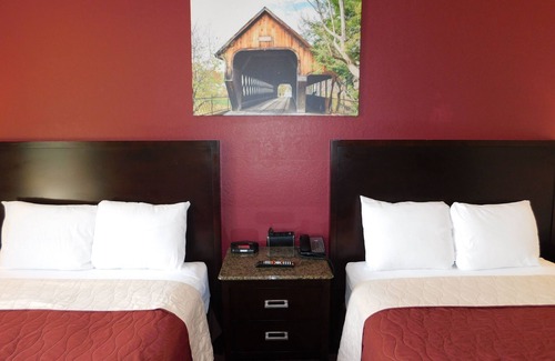 Brattleboro Hotel | The Covered Bridge Inn