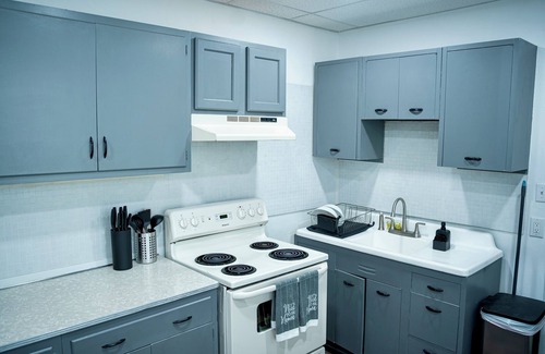 Reading Apartment | The Cozy Grey Haven 1BR Apartment in Reading.