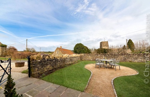 Nympsfield House | THE CREAMERY, family friendly, with open fire in Nailsworth