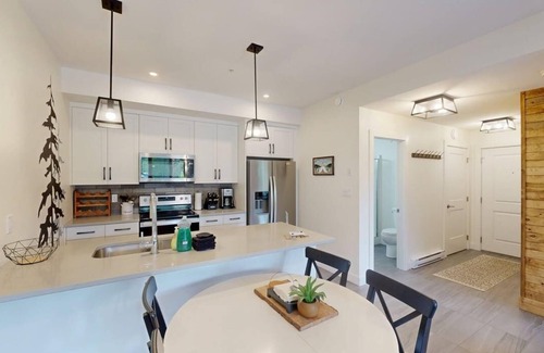 Sun Peaks Condo | The Crowe's Nest @ Peaks West