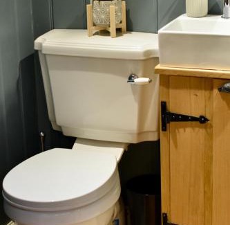 Arundel Apartment | The Deer Hut