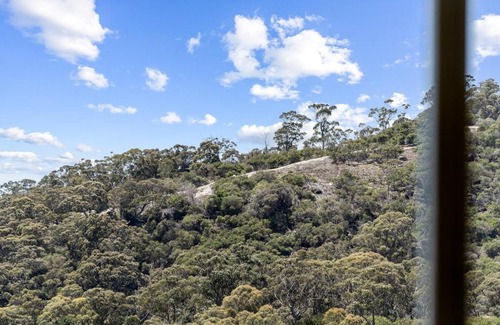 Derby House | The Derby Lodge 'Two Bedroom' Stay in Style!