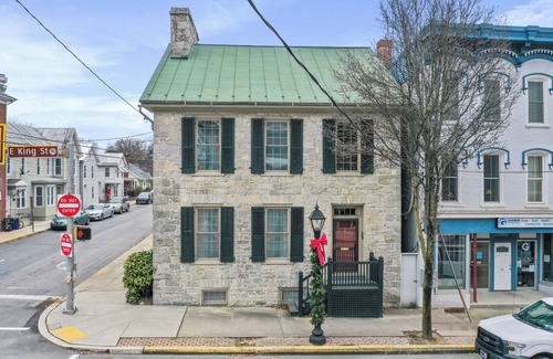 Shippensburg House | The Doctor’s House: 4BR, Historic Elegance & Downtown Adventure - Sleeps 9!