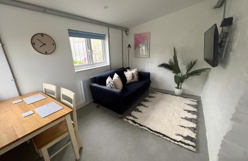 Mere House | The Dog House, Mere