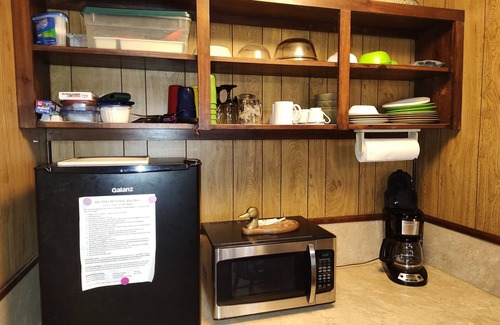 Bronson Cabin | "The Duck Blind" is a comfy, rustic cabin on Lake Sam Rayburn, Tx - (#6)