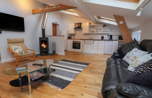 Pontesbury Cottage | The Duckhouse