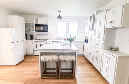 Picton Cottage | The Dunes Cottage-15 min walk to the beach