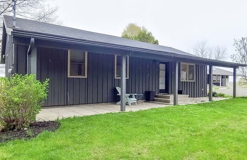 Picton Cottage | The Dunes Cottage-15 min walk to the beach