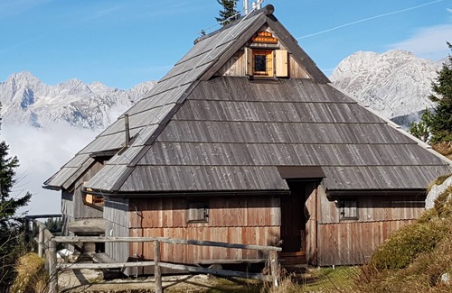 Kamnik House | The Eagle's Nest high in the mountains with sauna and hot tub