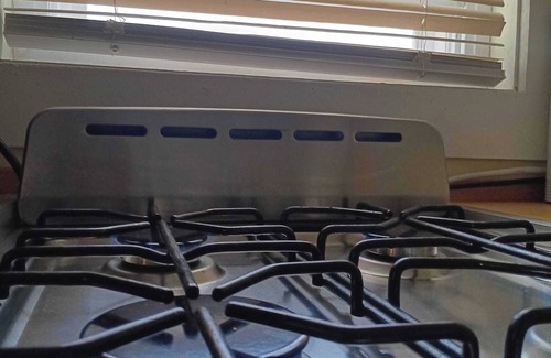 South Providence Apartment | The East Loft at Dartmouth Avenue *New 1 Bed-Apt.