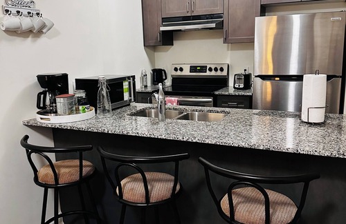 Brampton Condo | The Ecstatic Joy of Heaven