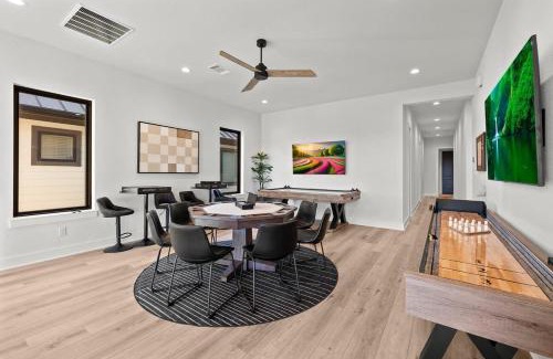 Kingsland House | The Enclave New Listing Concierge Services