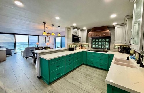 North Pacific Beach Condo | The Endless Summer Condo!