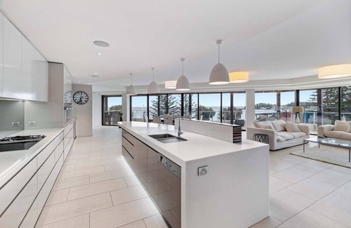 Central Coast Apartment | The Esplanade by Coast Hosting