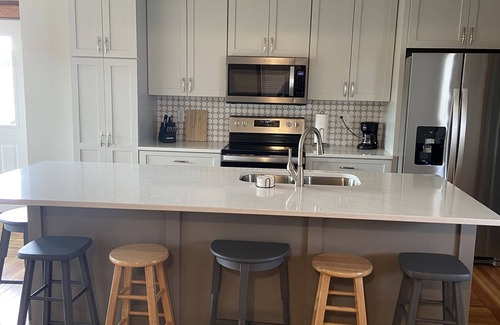 Cascade House | The Falls Inn-A renovated 2-story 3 bedroom house next to river in Cascade, IA