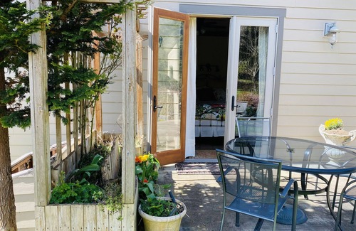 Mossyrock House | The First Light Suite at Adytum Sanctuary in Mossyrock, WA