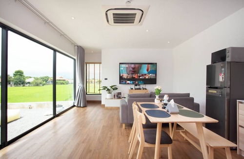 San Sai Villa | The Floating Villa BBQ Bikes Rice Fields