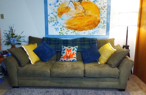 Moscow House | The Foxhole Townhouse; a cozy home on campus! Local coupons included!