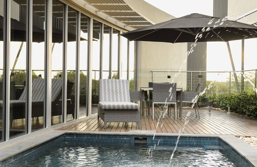 Paringa Villa | The Frames 'Montage' Luxury Retreat