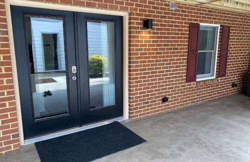 Ruckersville House | The Franklin Estate - Suite D-Private Apt-King Bed