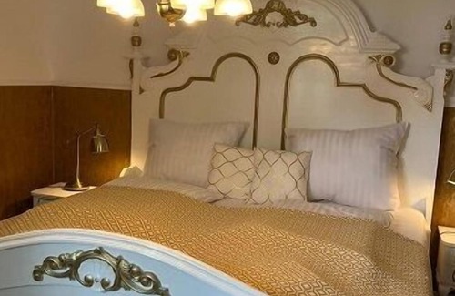 Hamburg-Barmbek Apartment | The furnished 1-room apartment is approx. 27 m2 big and is located on the 1st floor of our apartment house Kunaustraße.