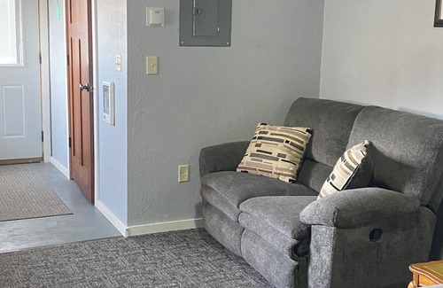 Luverne Cabin | The Galactic Getaway - Lakeside Tiny Home Rental - Queen Bed