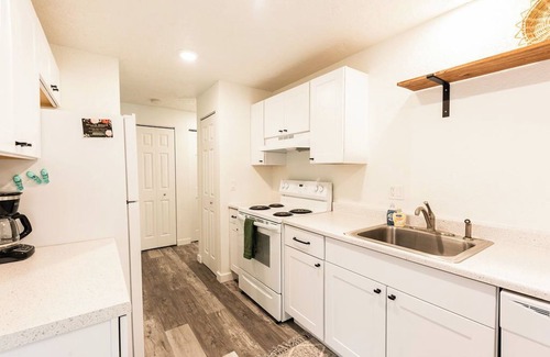 West Valley House | The Garden - greenery inspired duplex unit!