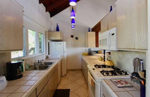 English Harbour Villa | The Garden House, 2 bed and bath, private pool, Views, Walk to Marinas and Beach