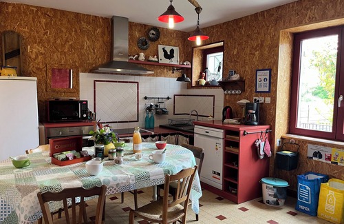 La Roche-Vineuse House | the garden level retreat at La Roche Bleue