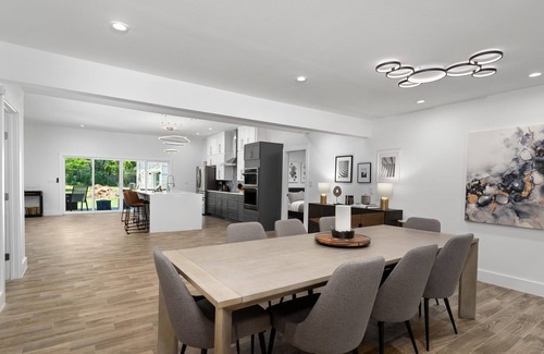 McNeil House | The Gateway 6BED 2 Houses GameRoom Pool