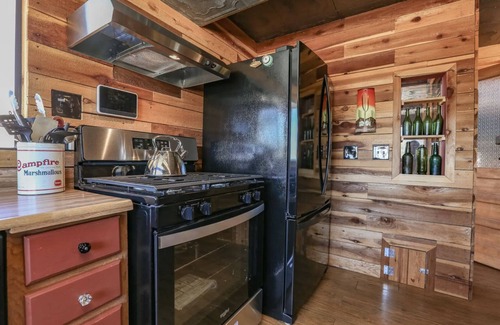 Randsburg House | The General - Historical Burcham house in Randsburg