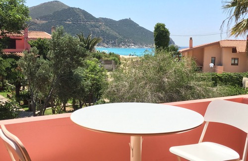 Solanas Villa | The good life. Home, beach, sun, Relax 🏖