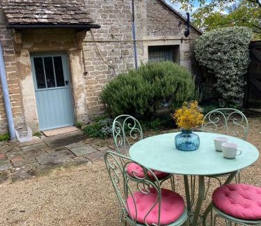 Lacock Bed & Breakfast | The Governor's House at The Tanyard, Lacock