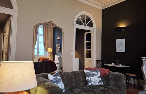 Bastide Saint-Louis Apartment | The Grand 42 - stylish apartment