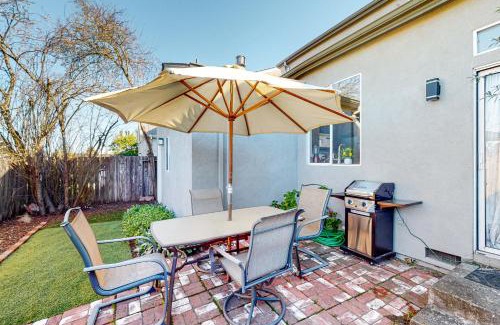 Santa Rosa House | The Grape Escape