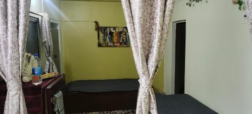 Baranagar Apartment | The Grasshopper's Nest