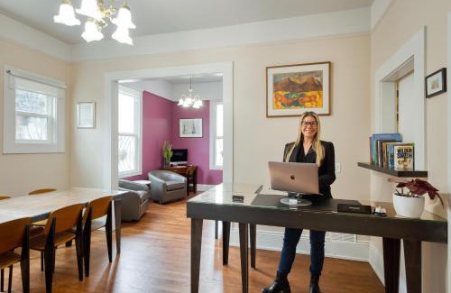 Western Addition Hotel | The Grove Inn